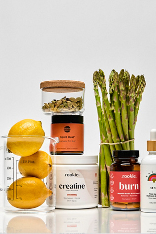 FP Movement X Rookie Wellness Exclusive Raw Creatine Powder at Free People