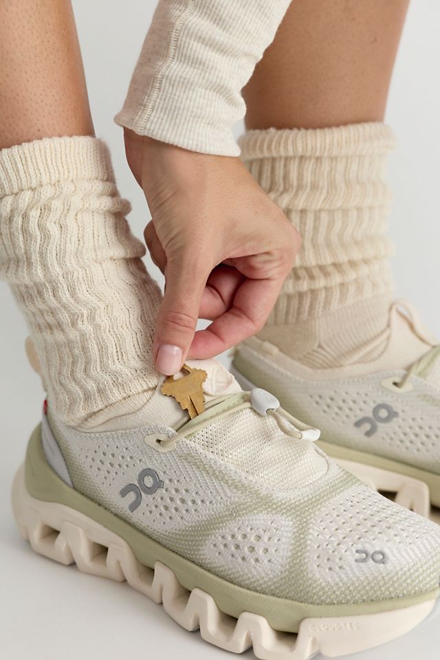 Baskets On x FP Movement Cloud X Tempo #1