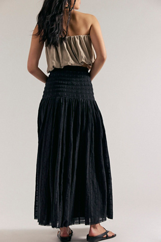 Женская юбка Free People Raven Solid Convertible Maxi, цвет: Чёрный — фото 2