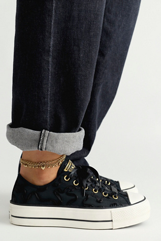 Baskets à plateforme basses Chuck Taylor All Star Lift Ribbon