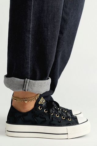 Baskets à plateforme basses Chuck Taylor All Star Lift Ribbon