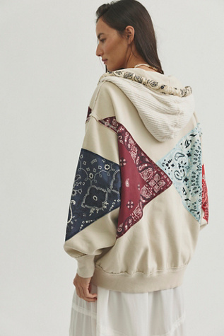 Женское худи We The Free Patchwork Club, цвет: Чайный комбинированный — фото 2