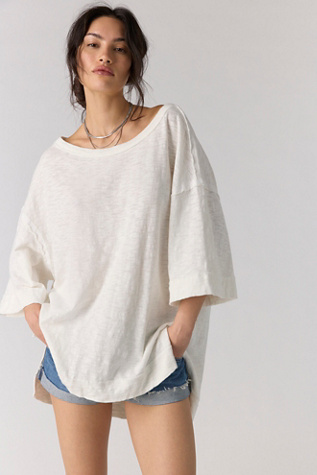 T-shirt Untouched Gem We The Free