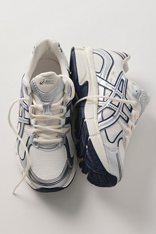 ASICS GEL-STRATUS MC Sneakers