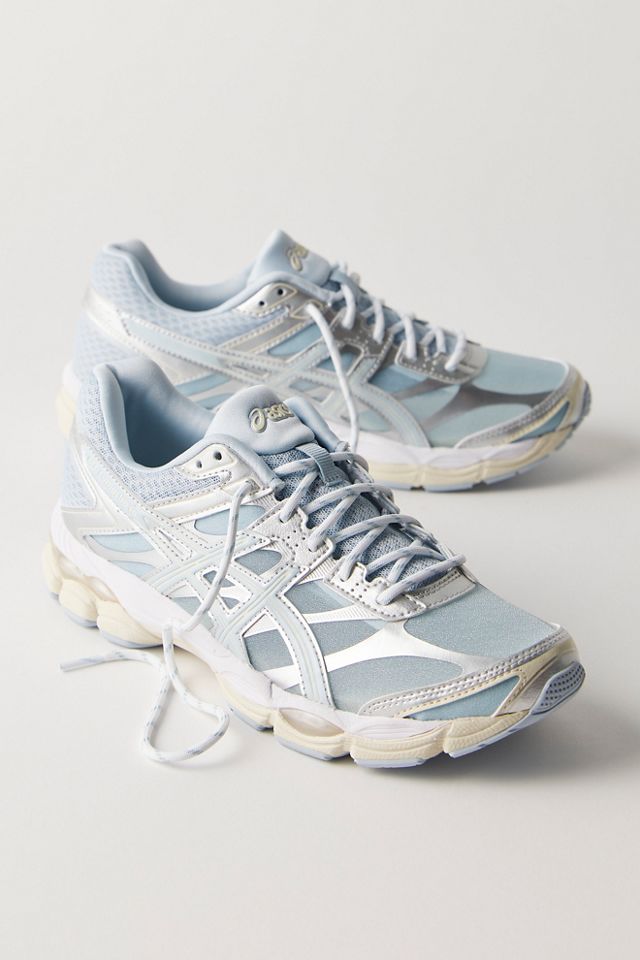 ASICS GEL-CUMULUS 16 Translucent Sneakers #1