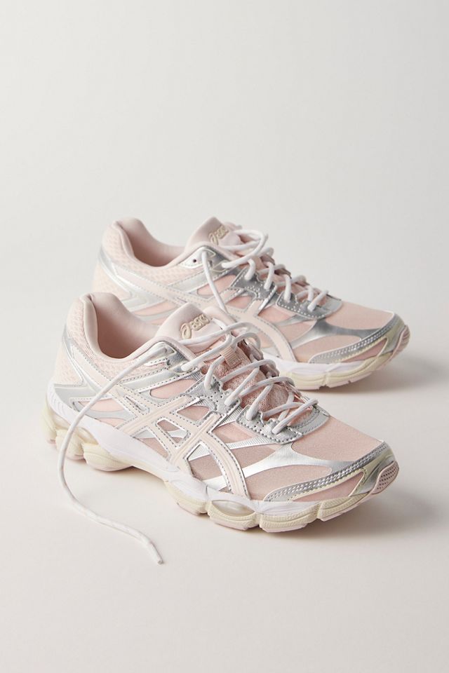 ASICS GEL-CUMULUS 16 Translucent Sneakers #1