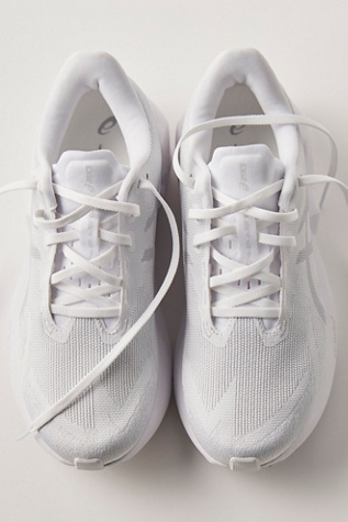 ASICS Novablast 6 Sneakers