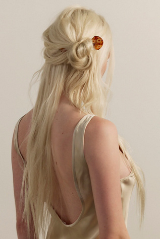 Vale Hair Pin at Free People in Tort