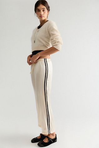 Женские брюки DONNI. The Silk Stripe Crop Pants, цвет: Creme — фото 3
