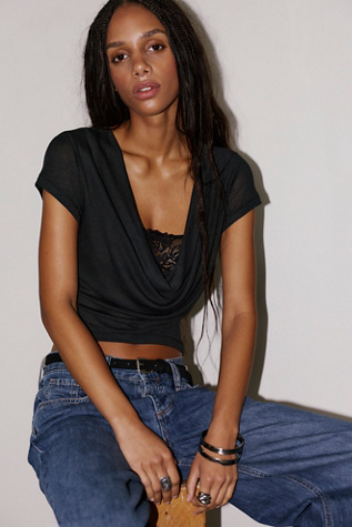 Женская футболка Intimately Air Sign Cowl-Neck, цвет: Чёрный — фото 1