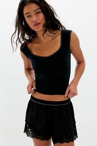 Pretty Please Crop Top