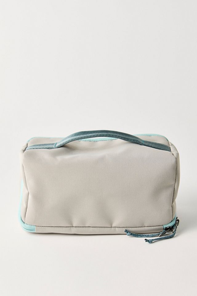 Cotopaxi Viaje Toiletry Kit #1