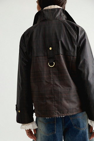 Женская куртка Barbour Hazelwood Checked Waxed Cotton, цвет: Classic — фото 2