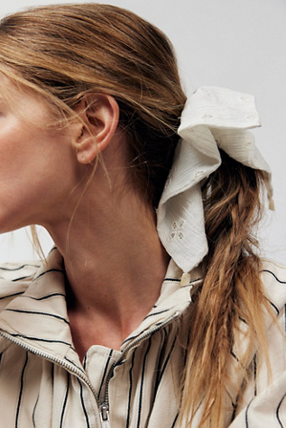 Atalia Square Scrunchie