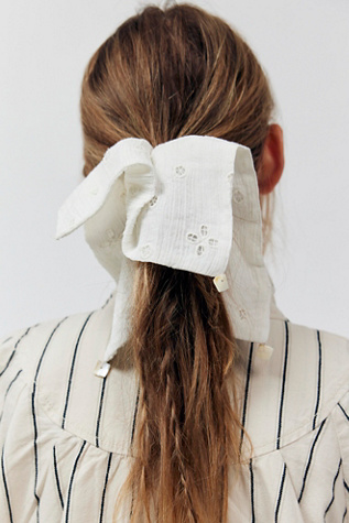 Atalia Square Scrunchie by Free People in White