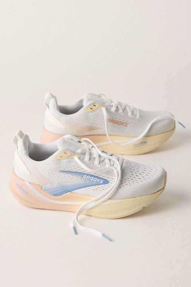 Brooks Ghost Max 4 Sneakers #1