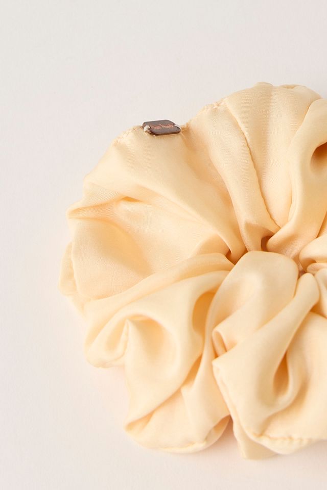 Leni Silk Scrunchie #1