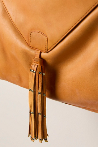 Женская сумка Free People Layla Leather Messenger, цвет: Оранжевый — фото 5