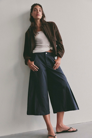 Two Step Crop Chino Pants by Free People in Black, Size: US 2
