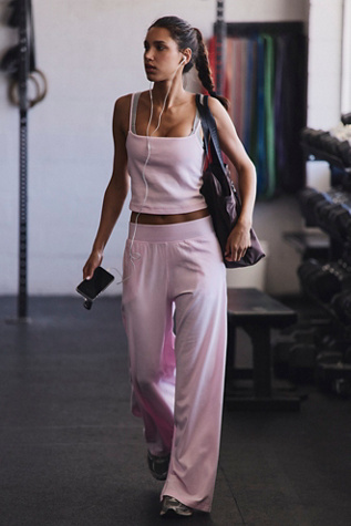 Hot Shot Strappy Set