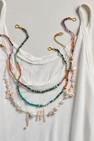 Collier arc-en-ciel en pierres Meredith Waterstraat