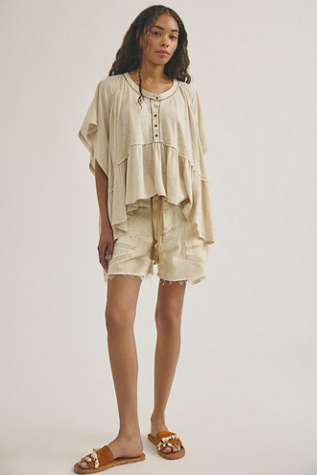 Женский топ We The Free Daisy Chain Cotton-Linen Henley, цвет: Миндальное молоко — фото 3