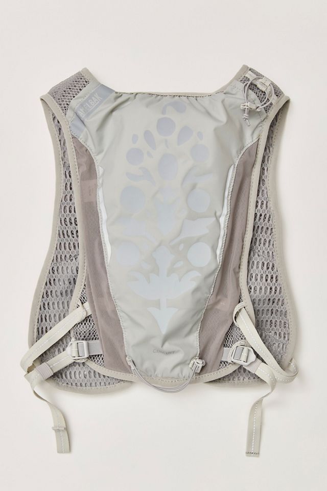 FP Movement x CamelBak Exclusive Reversible Circuit™ Run Vest #2