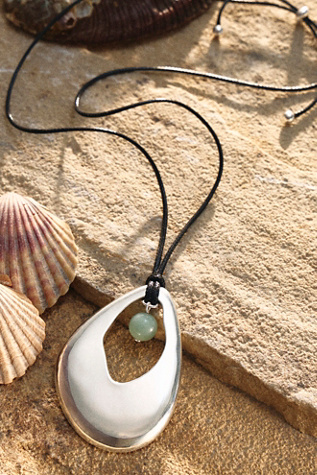 Collier à pendentif Kori