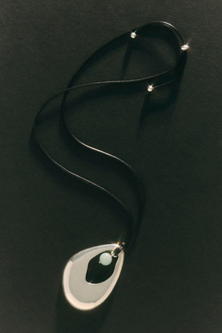 Kori Pendant Necklace