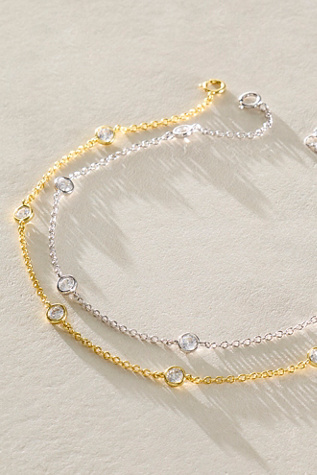 Rian Anklet at Free People in Silver