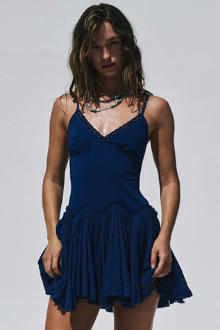corset blue mini dress Bronx And Banco Jasmine Maraya Blue Sequin Corset Mini Dress main image 1