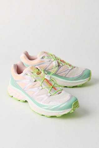 Женские кроссовки Salomon for FP Movement XT-6 Sneakers, цвет: Celestial Aura — фото 3