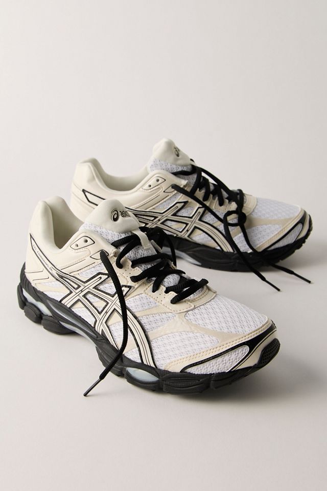 ASICS GEL-CUMULUS 16 Patent Sneakers #1