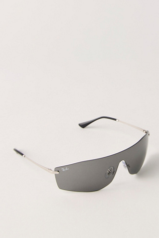 Женские солнцезащитные очки Ray-Ban Alix Sunglasses, цвет: Чёрный — фото 2