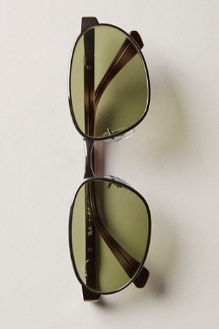 Женские солнцезащитные очки Free People Ray-Ban® Essentials Sunglasses, цвет: Серебряный / Зелёный — фото 1