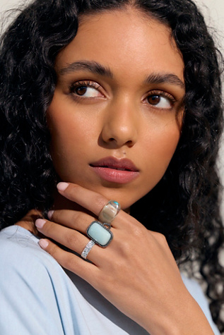Lyon Ring at Free People in Sky, Size: 7