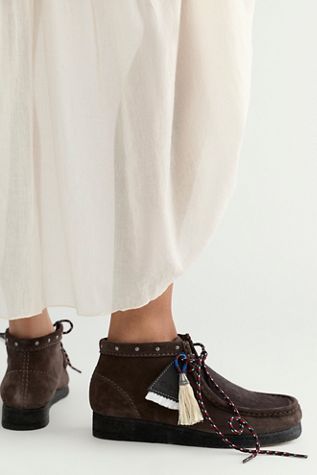 Bottes Wallabee Blanche Yu Clarks