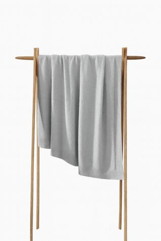 Sunday Citizen Cloud Cool Throw