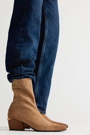 Harmony Boots