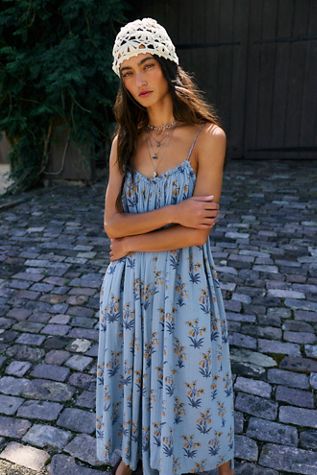 how to dress for festival Cool Summer Festival Outfits for Women 40+
