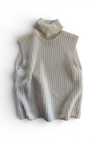 Vintage Y2K Sleeveless Knit Tank Selected by SharpLilTeeth