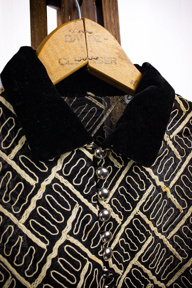 Vintage Geometric Top With Velvet Accents Selected by Black Shag Vintage #2