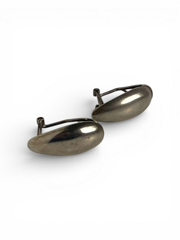 Vintage Oval Shaped Silver Earrings Selected By Ankh By Racquel