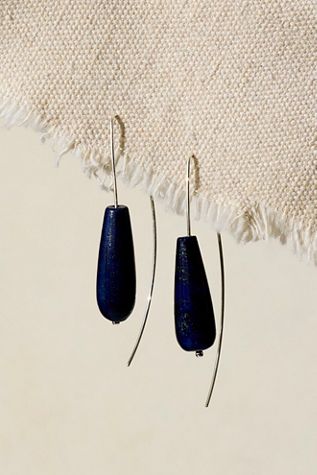 Les Beads Studio Tarakan Lapis Earrings