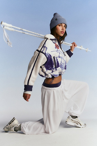 Mountain High Embroidered Half Zip Fleece