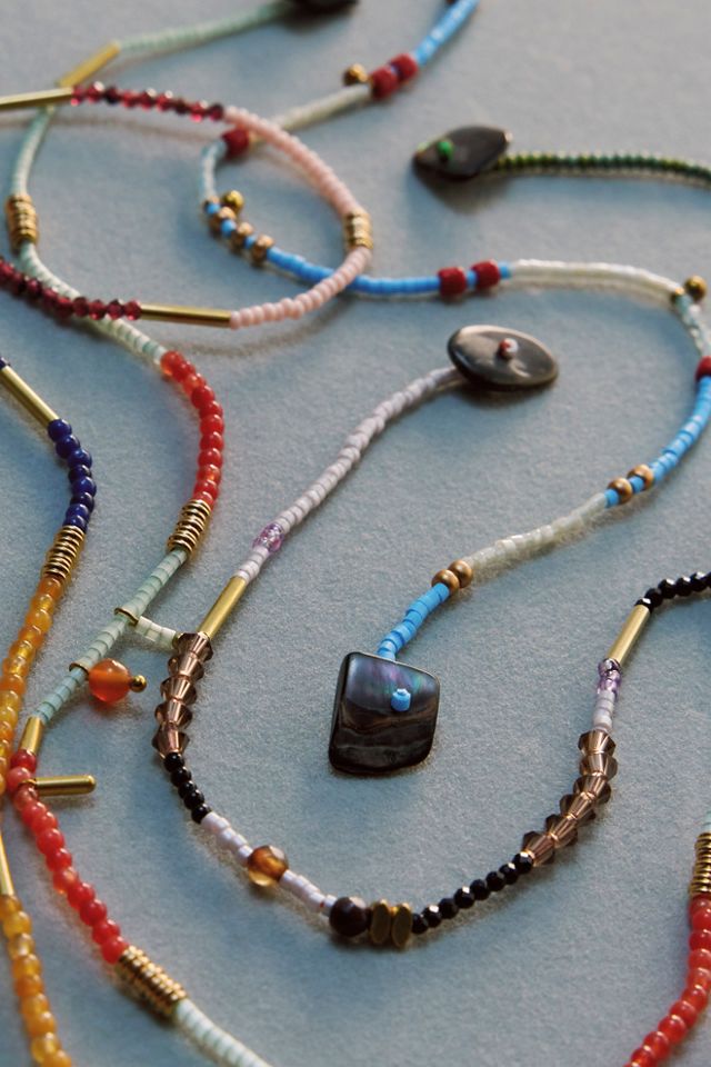 Collier superposable court à perles semi-précieuses Muse #4