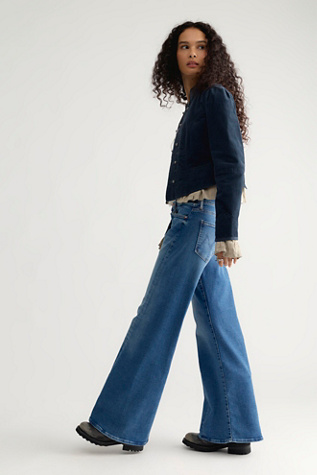MOTHER Mr Sidestepper Twist Sneak Jeans