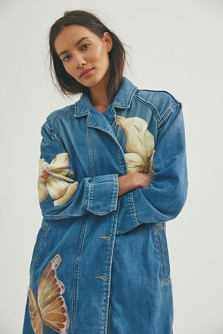 Женские куртки Free People FP X Juliet Johnstone Hand-Painted Monique Denim Duster, цвет: Синий — фото 4