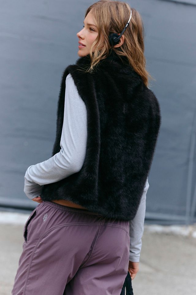 Peak Season Fleece-Lined Faux Fur Vest #1