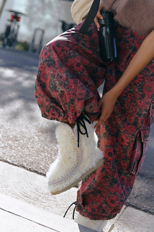 MOU Curly Creston Boots
